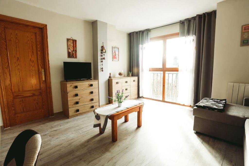 Mirador De Sallent - Piso Con Vistas Apartment